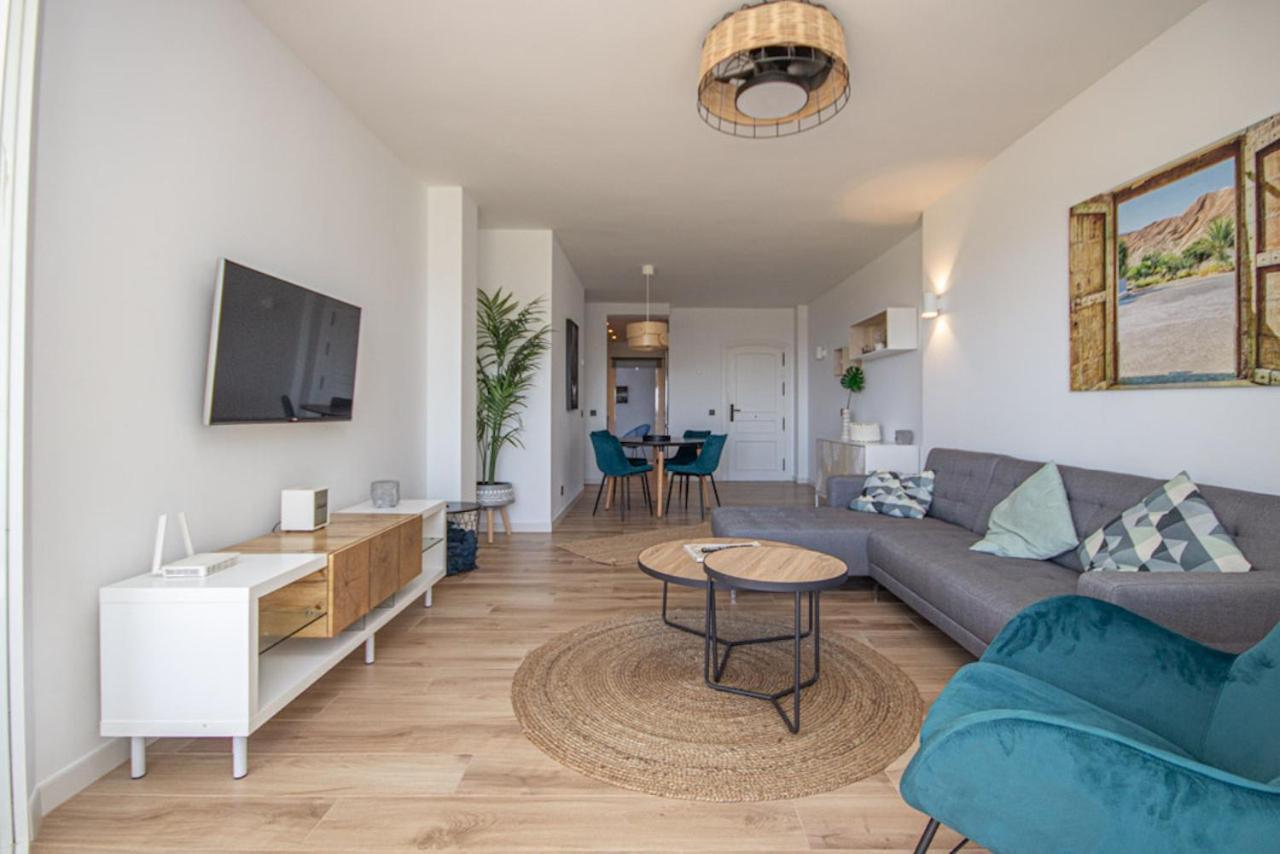 Wonderful 2 Bed Apartment With Stunning Sea Views Sitio de Calahonda Exterior foto
